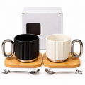 Taza Elegante con Base de Bambú y Cucharita Decorativa