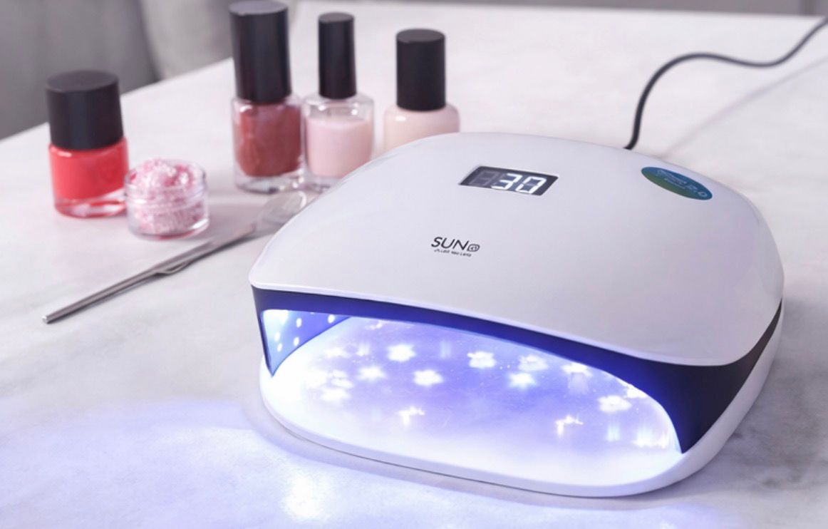 SECADOR DE UÑAS ELECTRICO