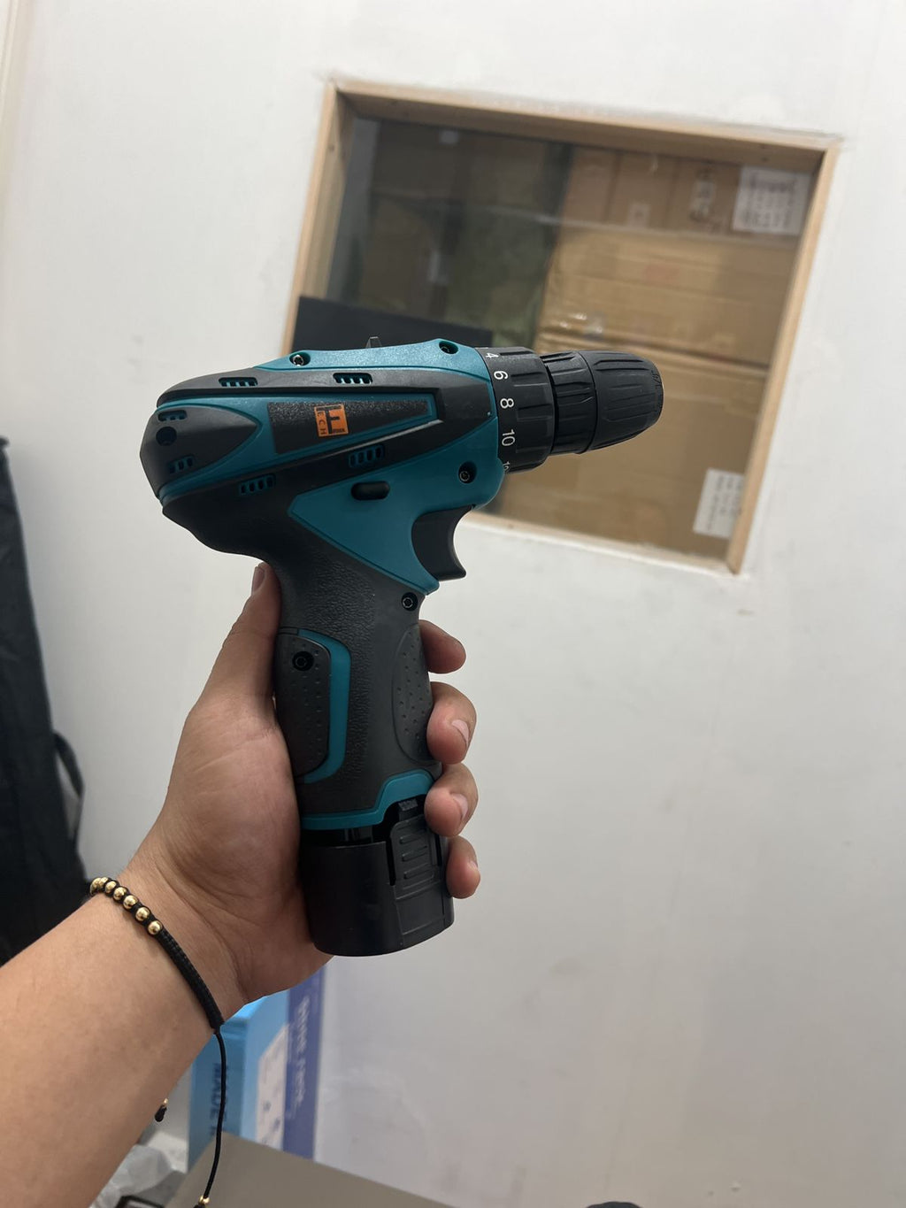 TALADRO CAJA AZUL