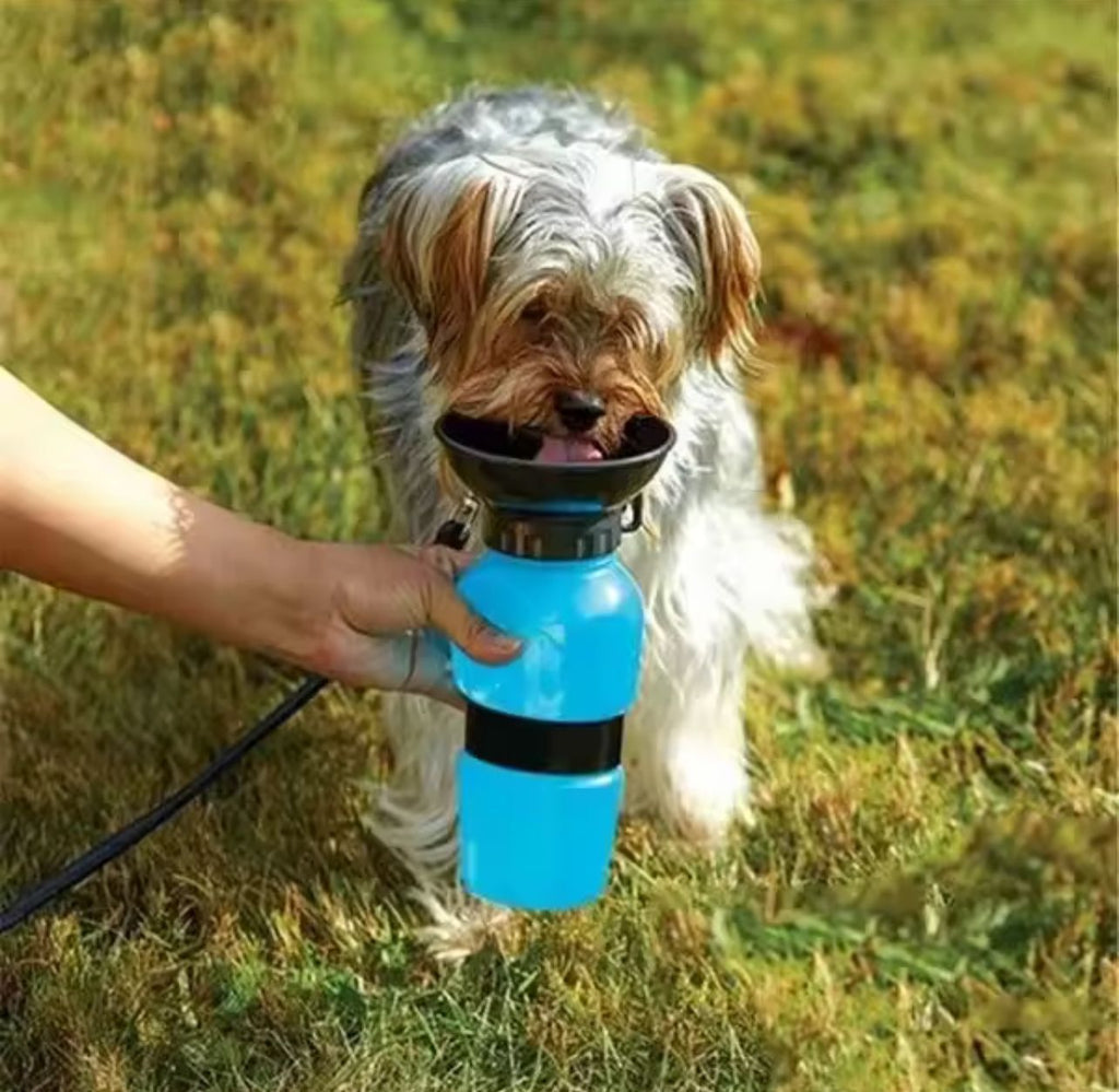BOTELLA PORTÁTIL PARA MASCOTAS