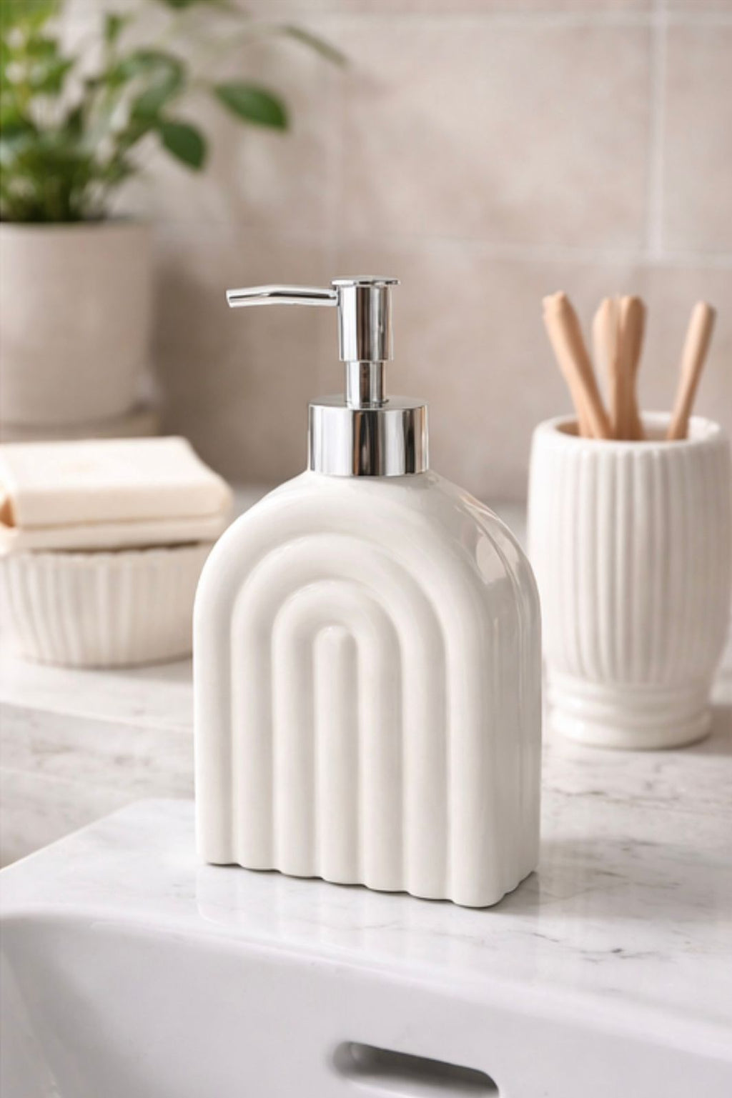 DISPENSADOR DE JABÓN ELEGANTE DE VIDRIO
