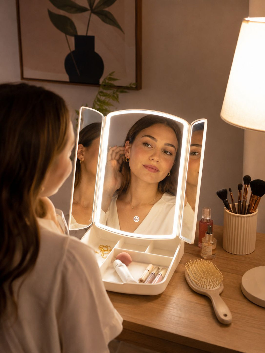 ESPEJO LED TRÍPTICO ORGANIZADOR