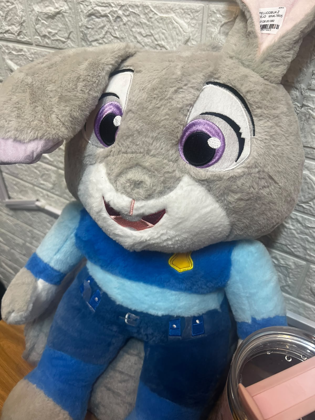 PELUCHES CON COBIJA.
