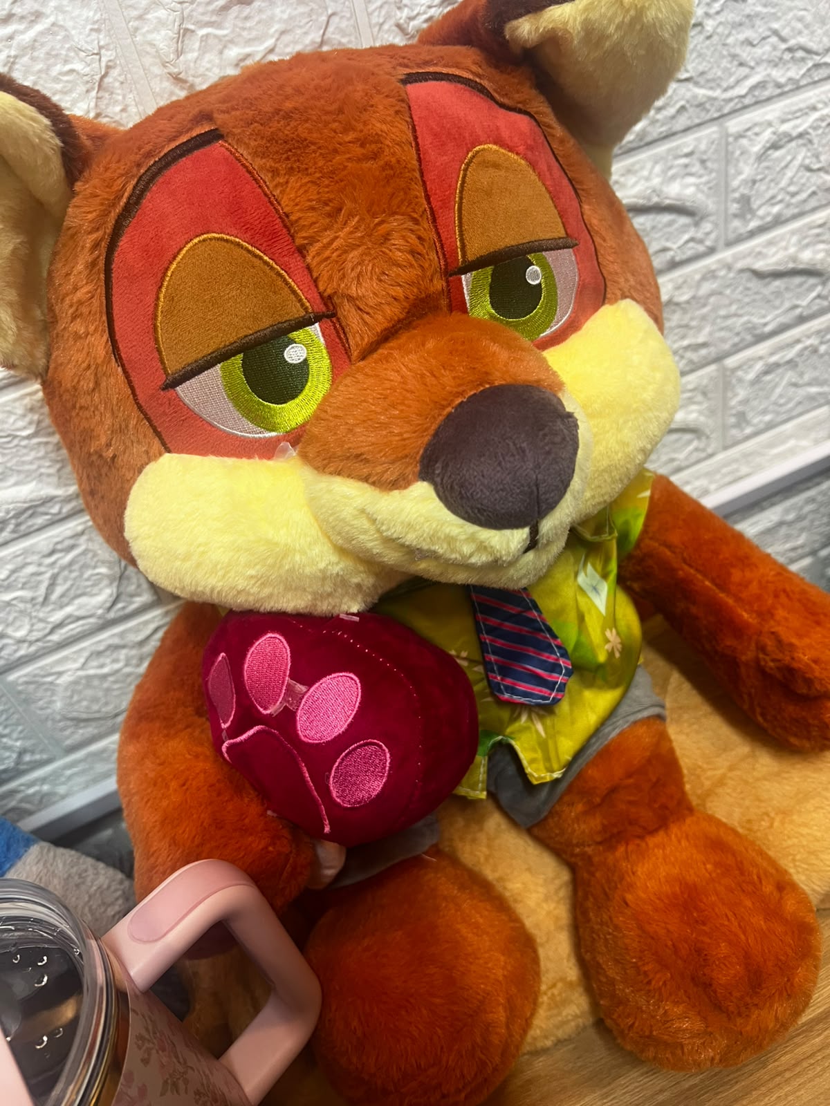 PELUCHE CON COBIJA.